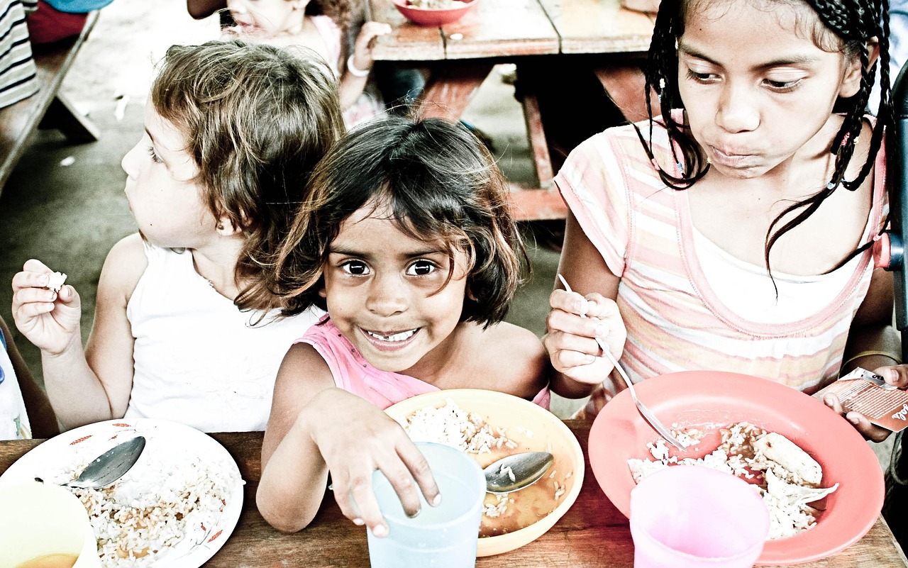 orphans, kids, eating, poverty, childhood, hungry, child, girl, hunger, children, infants, people, food, poverty, hungry, hunger, hunger, hunger, hunger, hunger